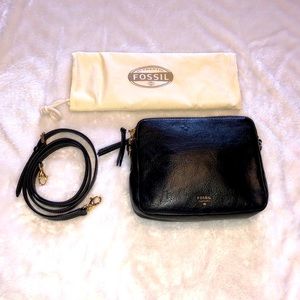 BLACK FOSSIL LEATHER CROSS BODY BAG